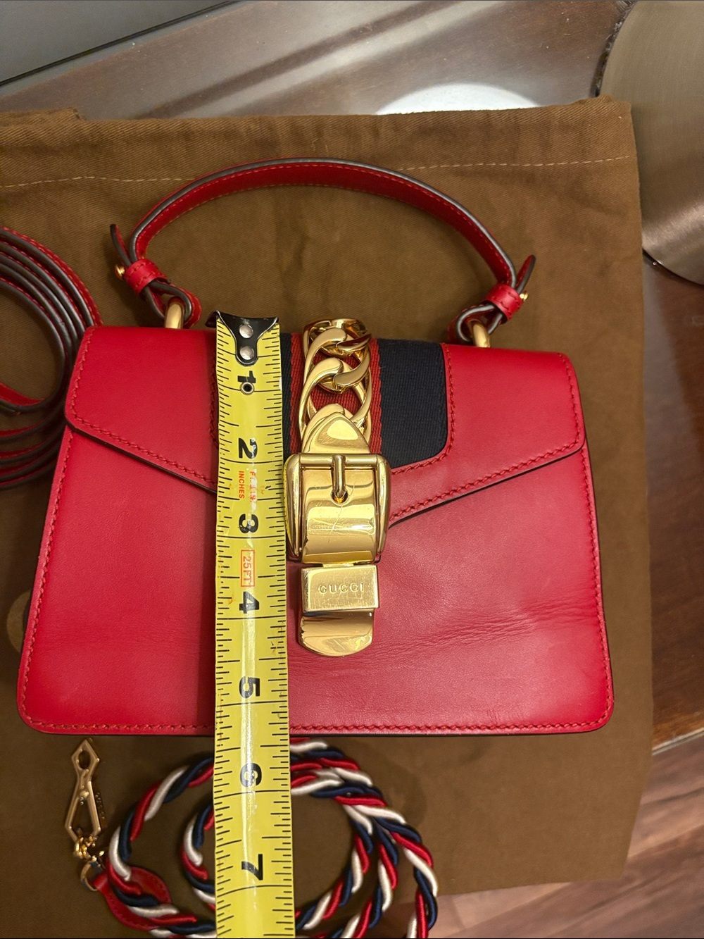 GUCCI Sylvie Mini - Picture 13 of 13
